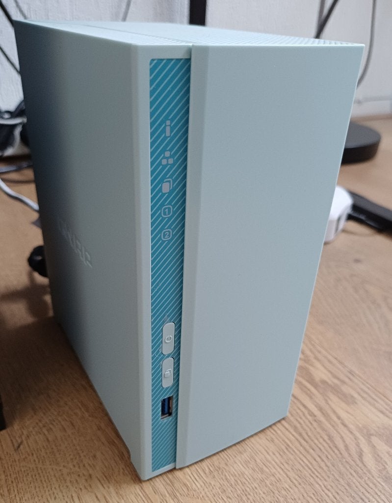 Qnap -TS230 nas, Computers en Software, Ophalen, Zo goed als nieuw