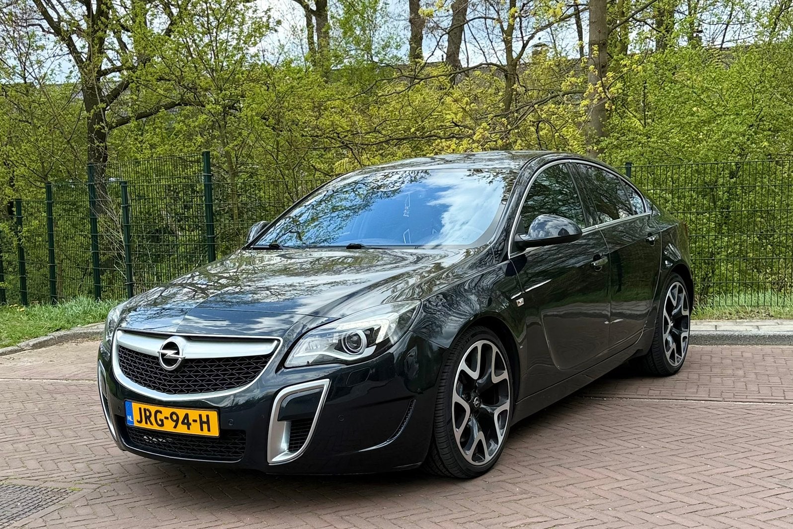 Opel Insignia 2.8T opc 4x4 325pk, Automaat, Zwart, Opel, Ophalen of Verzenden