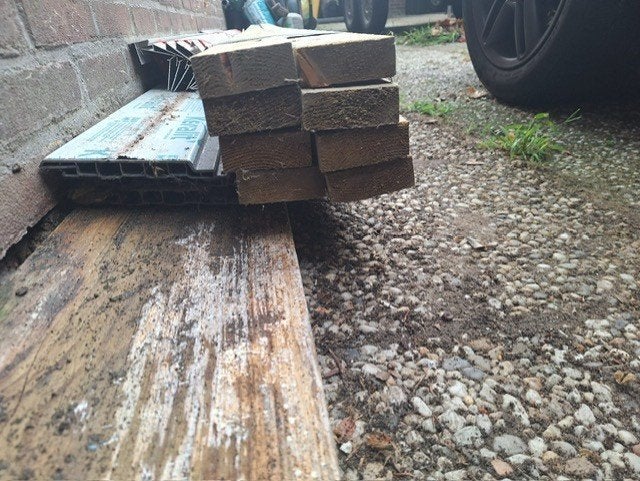 geimpregneerd hout, Doe-het-zelf en Verbouw, Hout en Planken, 25 tot 50 mm, Zo goed als nieuw, 300 cm of meer, Balk