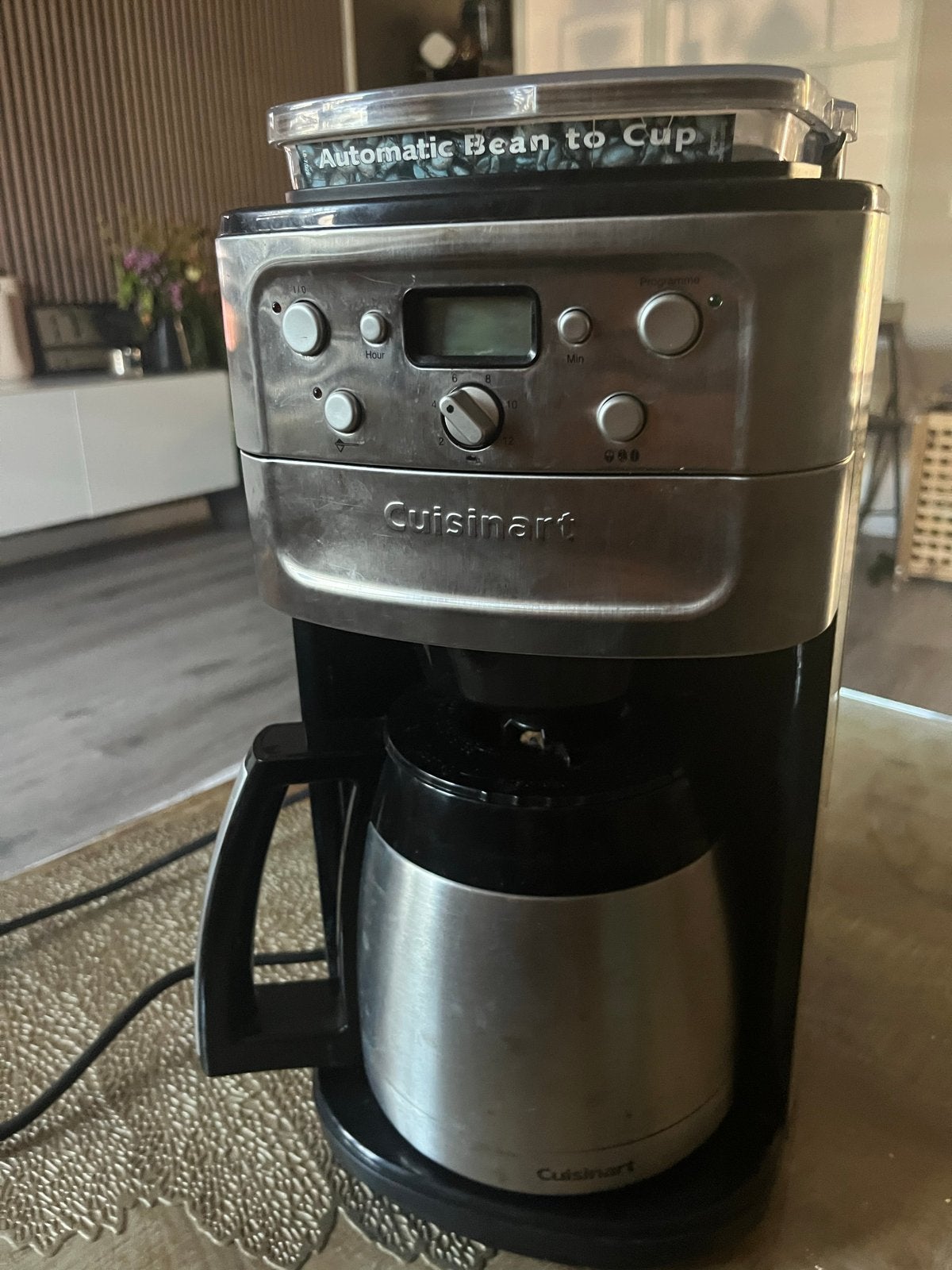 Cuisinart Koffiezetapparaat DGB900BCE defect, Gebruikt, 10 kopjes of meer, Koffiemachine, Koffiebonen