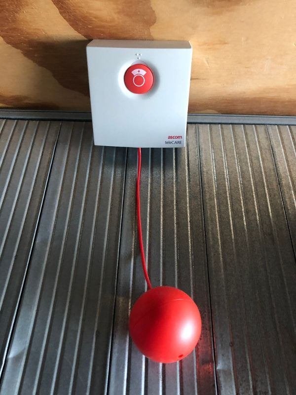 ➡️ Ascom TeleCare 1 Button Trekkoord NPWU3 Alarm, Ophalen of Verzenden, Zo goed als nieuw