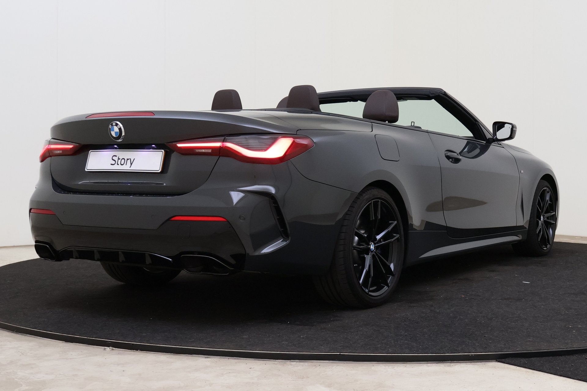 BMW 4 Serie Cabrio M440i xDrive Automaat / Laserlight / Head, Auto's, 4-Serie, 4 stoelen, Automatische klimaatregeling, Bedrijf