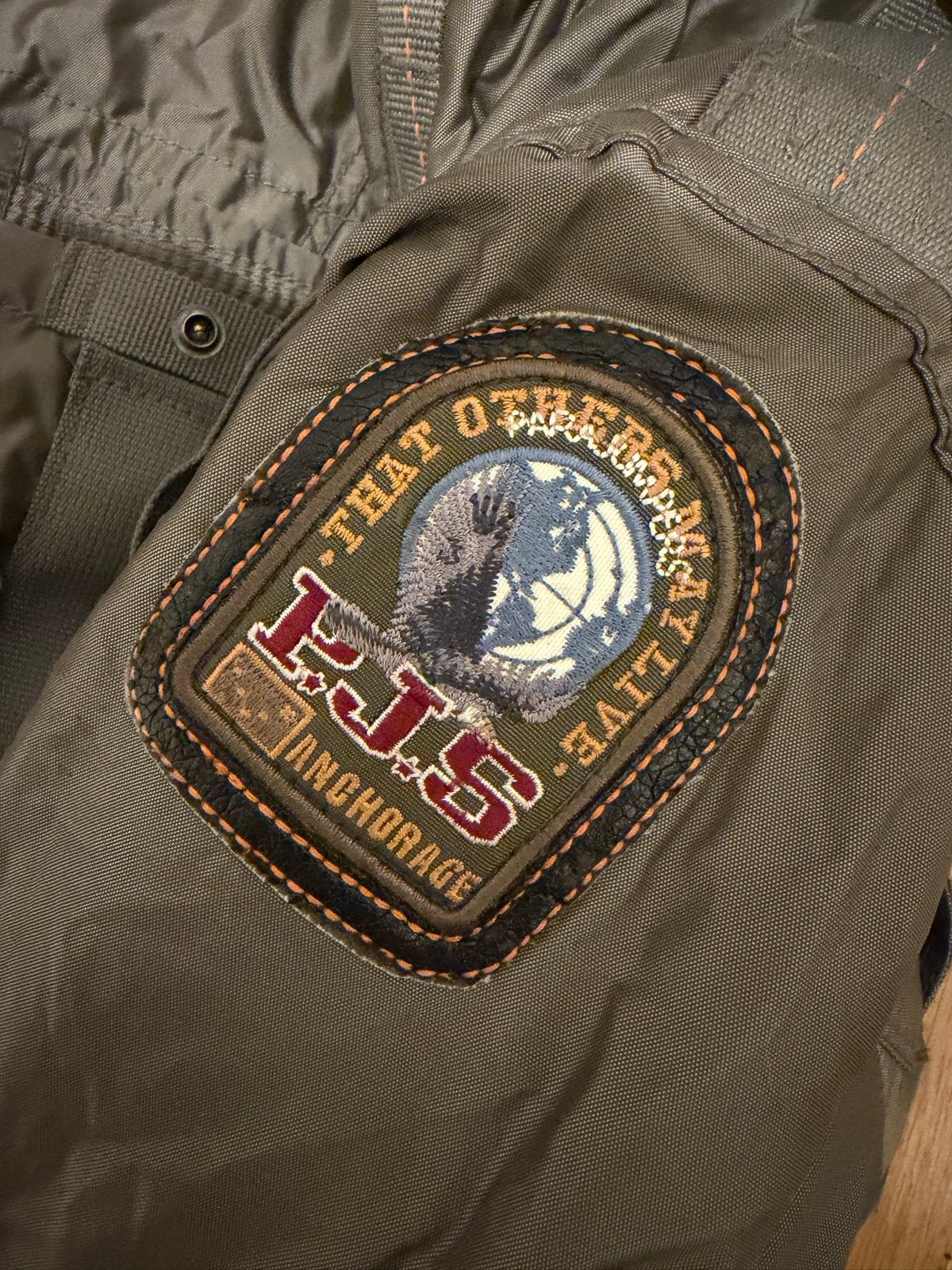 Parajumpers Gobi Bomber met afneembare capuchon, Kleding | Dames, Jassen | Winter, Zo goed als nieuw, Maat 36 (S), Groen, Ophalen