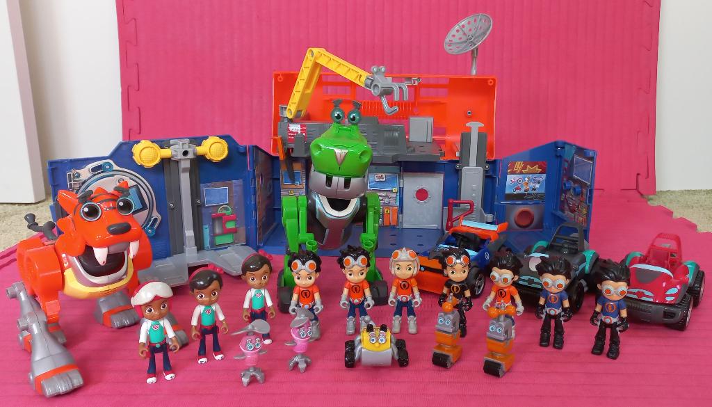Rusty Rivets speelgoed action figures, Ophalen, Gebruikt
