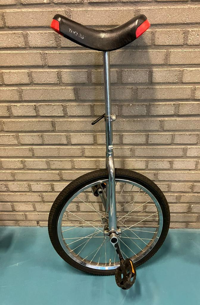 Circus bal eenwieler pedalo fietsje looptonnen goocheltruc, Fietsen en Brommers, Ophalen, Gebruikt