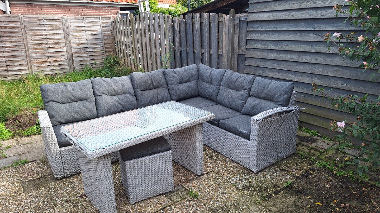 Hartman Loungeset met tafel en kussens, Tuin en Terras, Ophalen, 5 zitplaatsen, Gebruikt, Bank