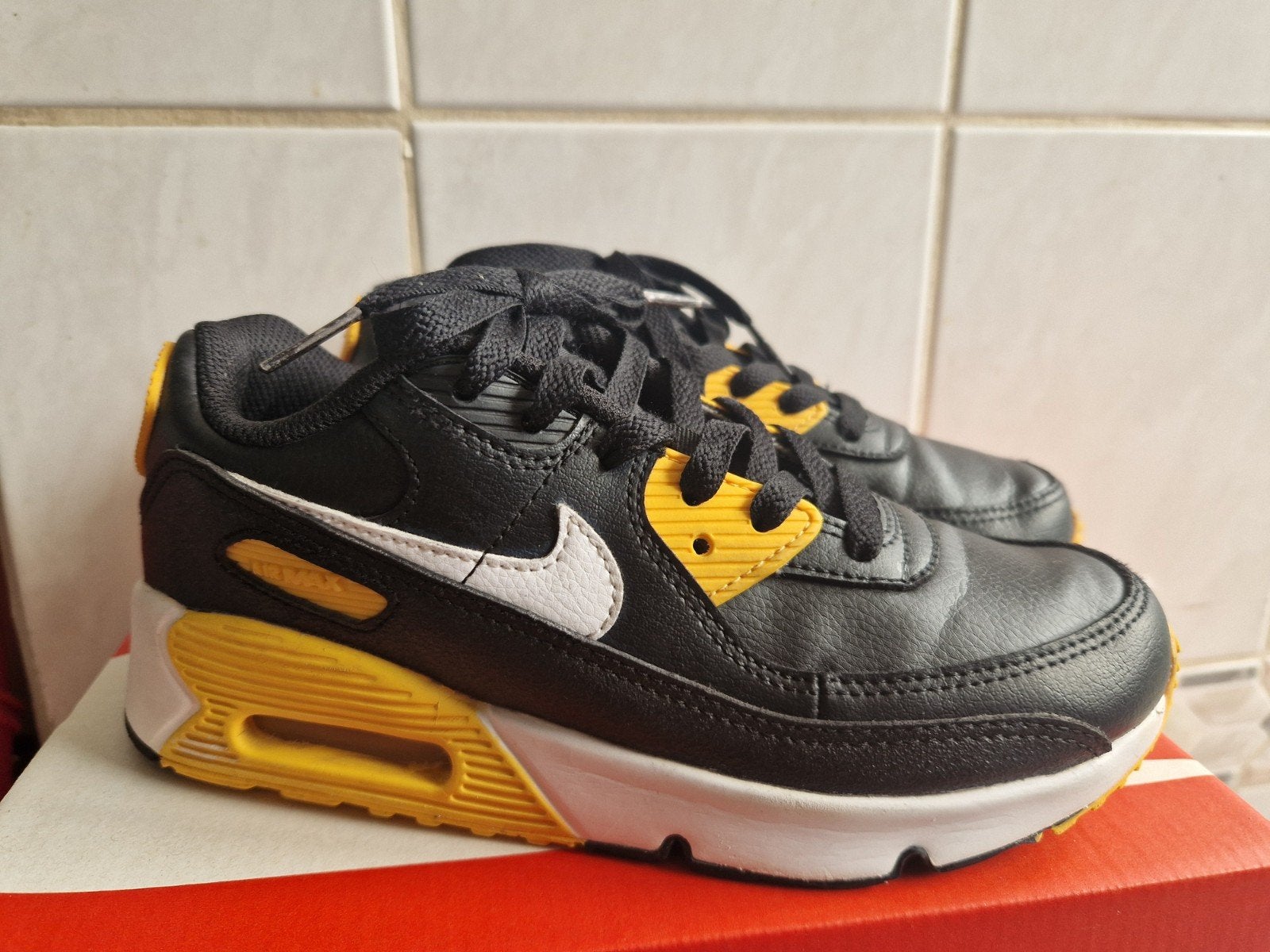 Nike Air Max 90 sneakers -Maat 34, Kinderen en Baby's, Kinderkleding | Schoenen en Sokken, Verzenden, Zo goed als nieuw, Nike