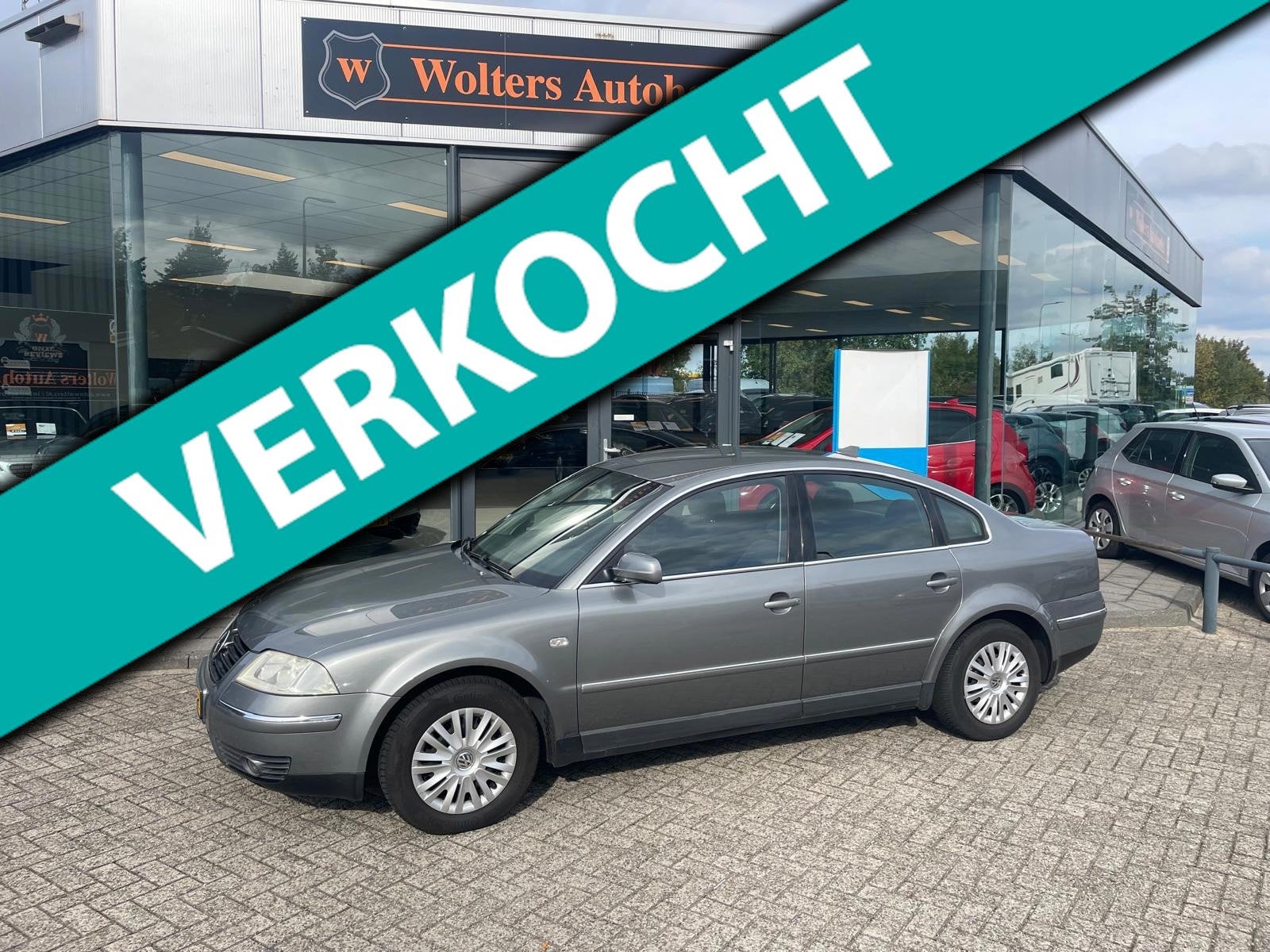 Volkswagen Passat 2.0-20V Arctic, Auto's, Dealer onderhouden, 1325 kg, Gebruikt, Zwart