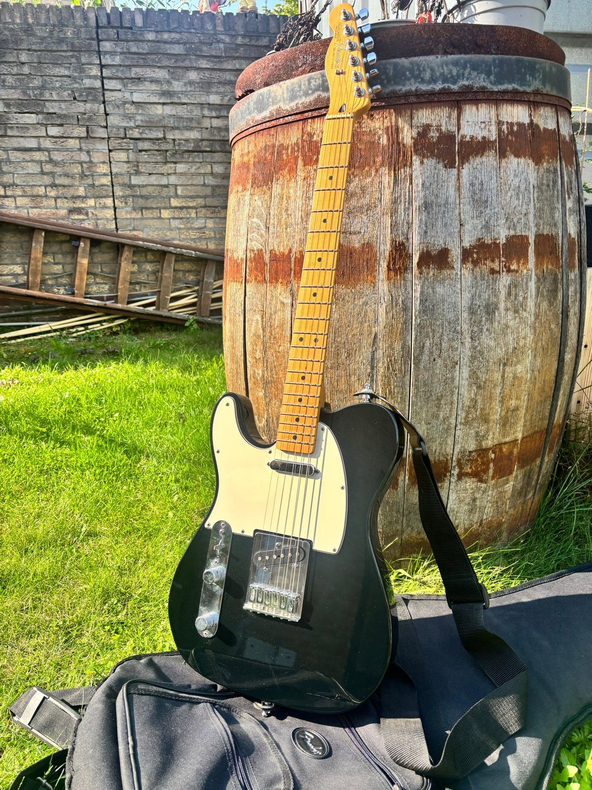 Fender Telecaster linkshandig met gigbag, Ophalen, Zo goed als nieuw, Solid body, Fender