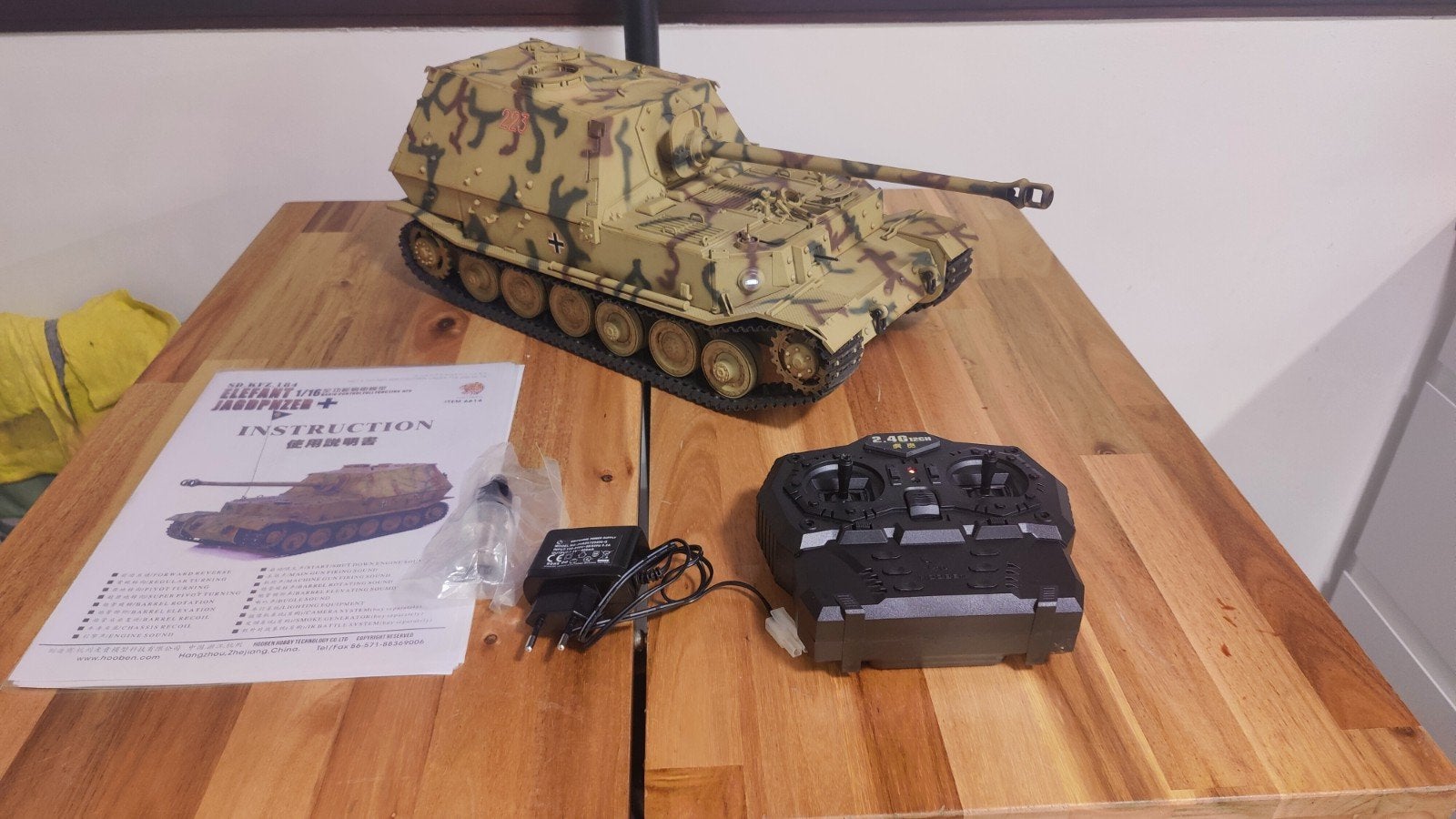 RC tank Elefant 1:16 Hooben Radiografisch, Ophalen of Verzenden, Zo goed als nieuw