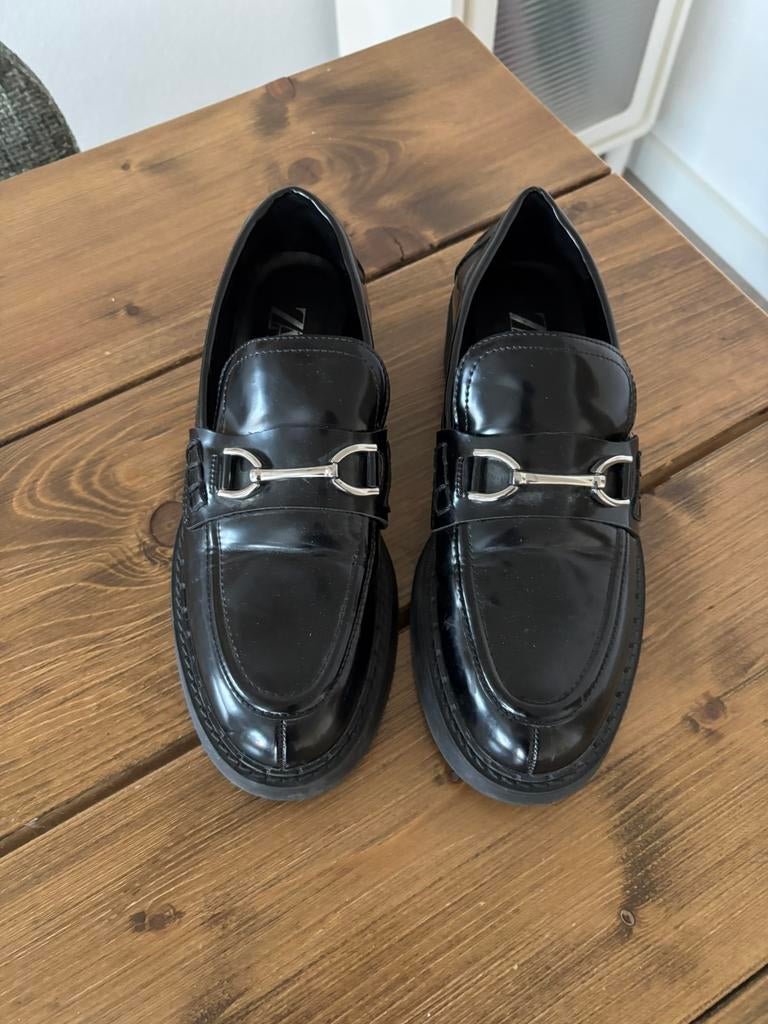 Zgan zwarte loafers Zara mt 39, Loafers, Zwart, Ophalen of Verzenden, Zo goed als nieuw