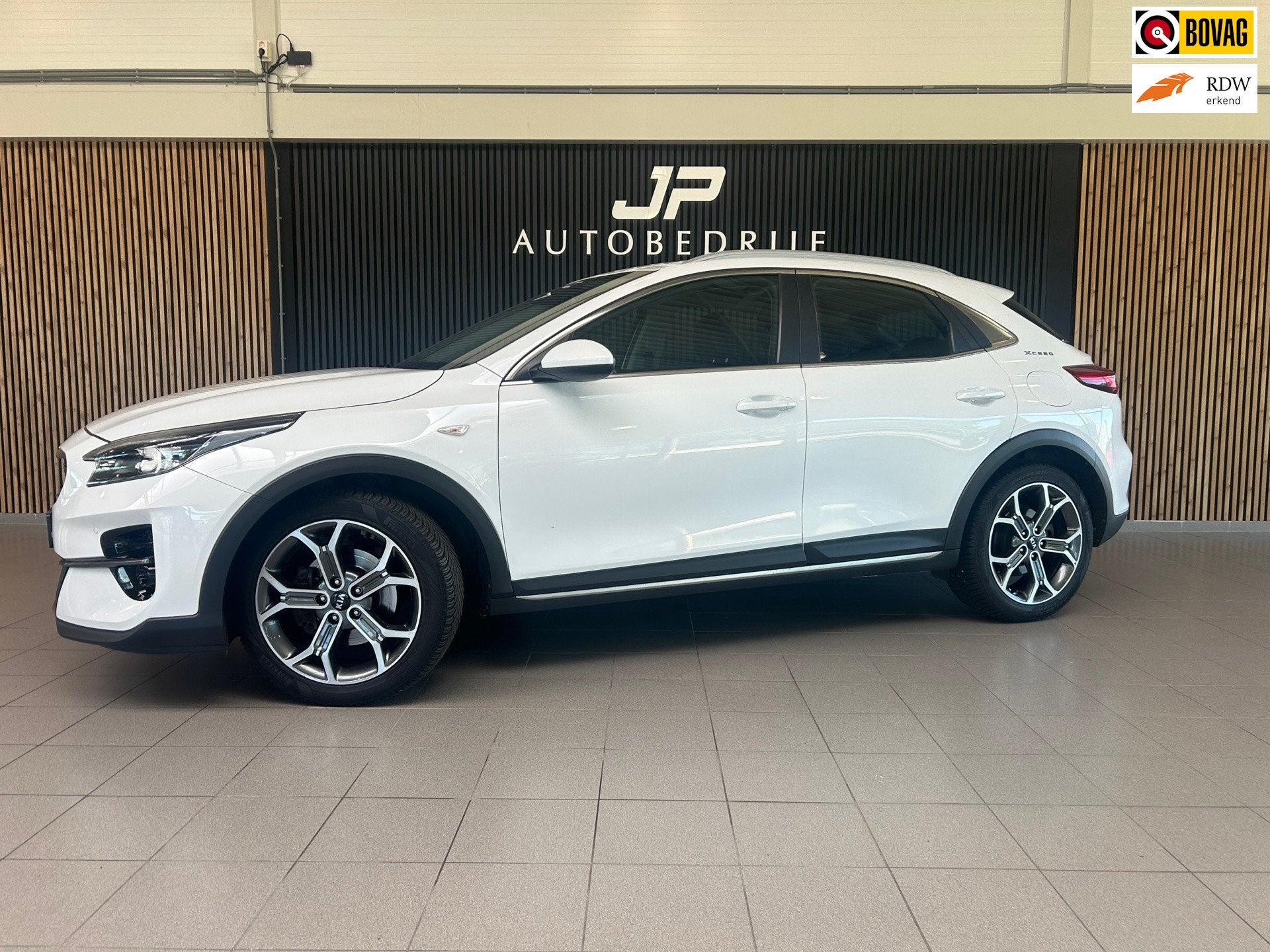 Kia XCeed 1.4 T-GDi DynamicPlusLine Automaat|JBL|ACC|Camera|, Auto's, Kia, 4 cilinders, Met garantie (alle), Leder en Stof, Wit