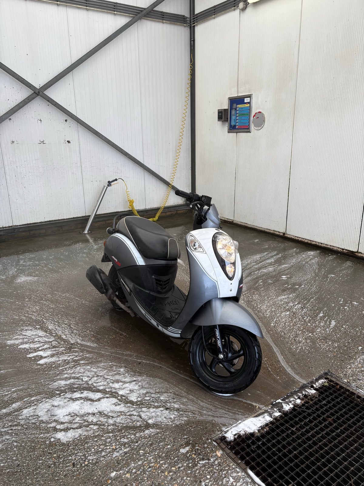 sym mio 100, Fietsen en Brommers, Ophalen, Gebruikt, Benzine, SYM