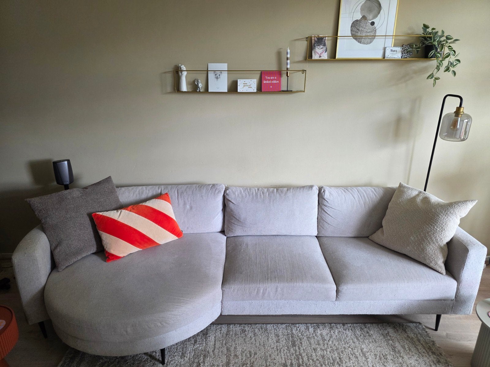 Bank NOUS Living Narbonne Beige, Huis en Inrichting, Ophalen, 250 tot 300 cm, Gebruikt, 125 tot 150 cm