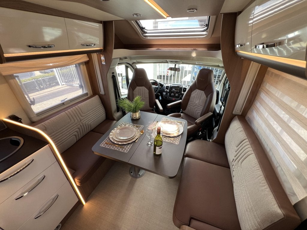 Bürstner Harmony T 736 QUEENSBED+HEFBED 9T-AUTOMAAT, Automaat, Fiat, 7 tot 8 meter, Bedrijf