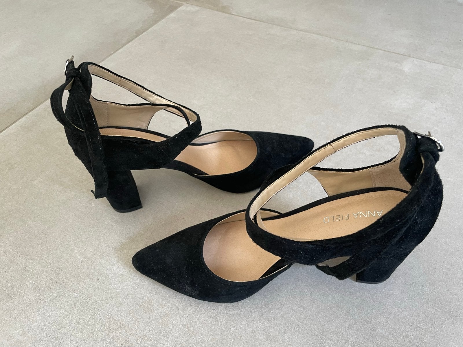 Anna Field Zwarte Pumps met Enkelbandje - Maat 36, Kleding | Dames, Ophalen of Verzenden, Zo goed als nieuw, Zwart, Pumps