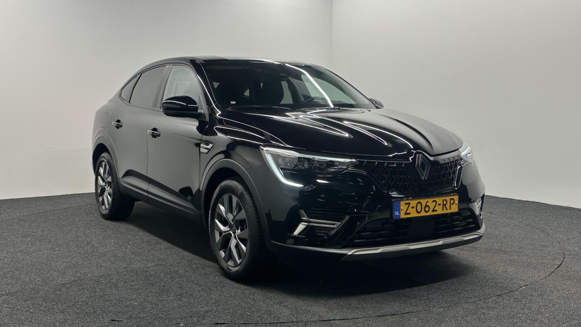 Renault Arkana 1.6 E-Tech full hybrid 145 evolution CAMERA C, Auto's, Arkana, Stof, Gebruikt, Euro 6