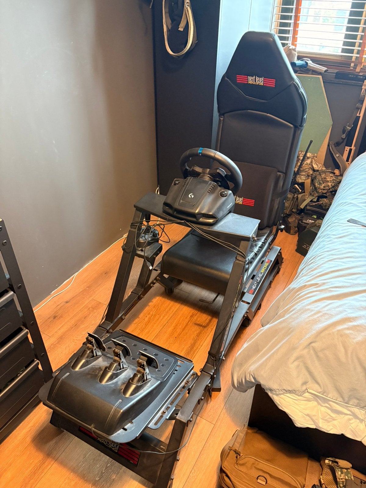 Next Level Racing F/GT, Logitech G923, shifter & tv stand, Spelcomputers en Games, Next Level Racing, Ophalen, Gebruikt