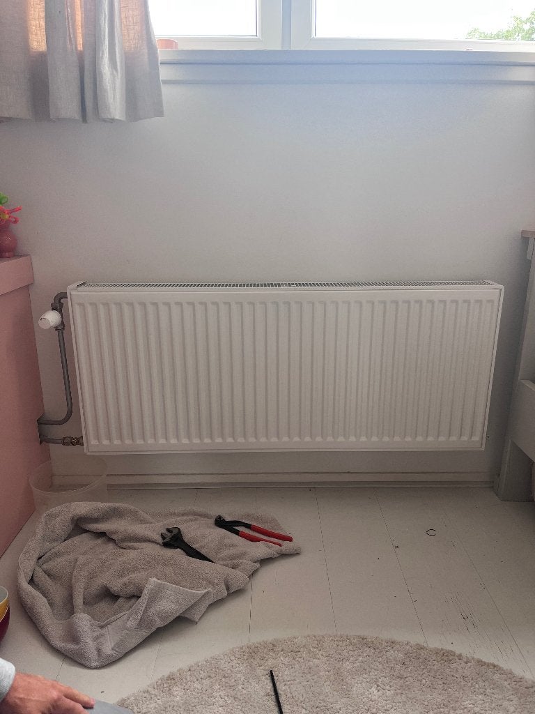 Verwarming cv / radiator, Ophalen, 30 tot 80 cm, Radiator, Zo goed als nieuw