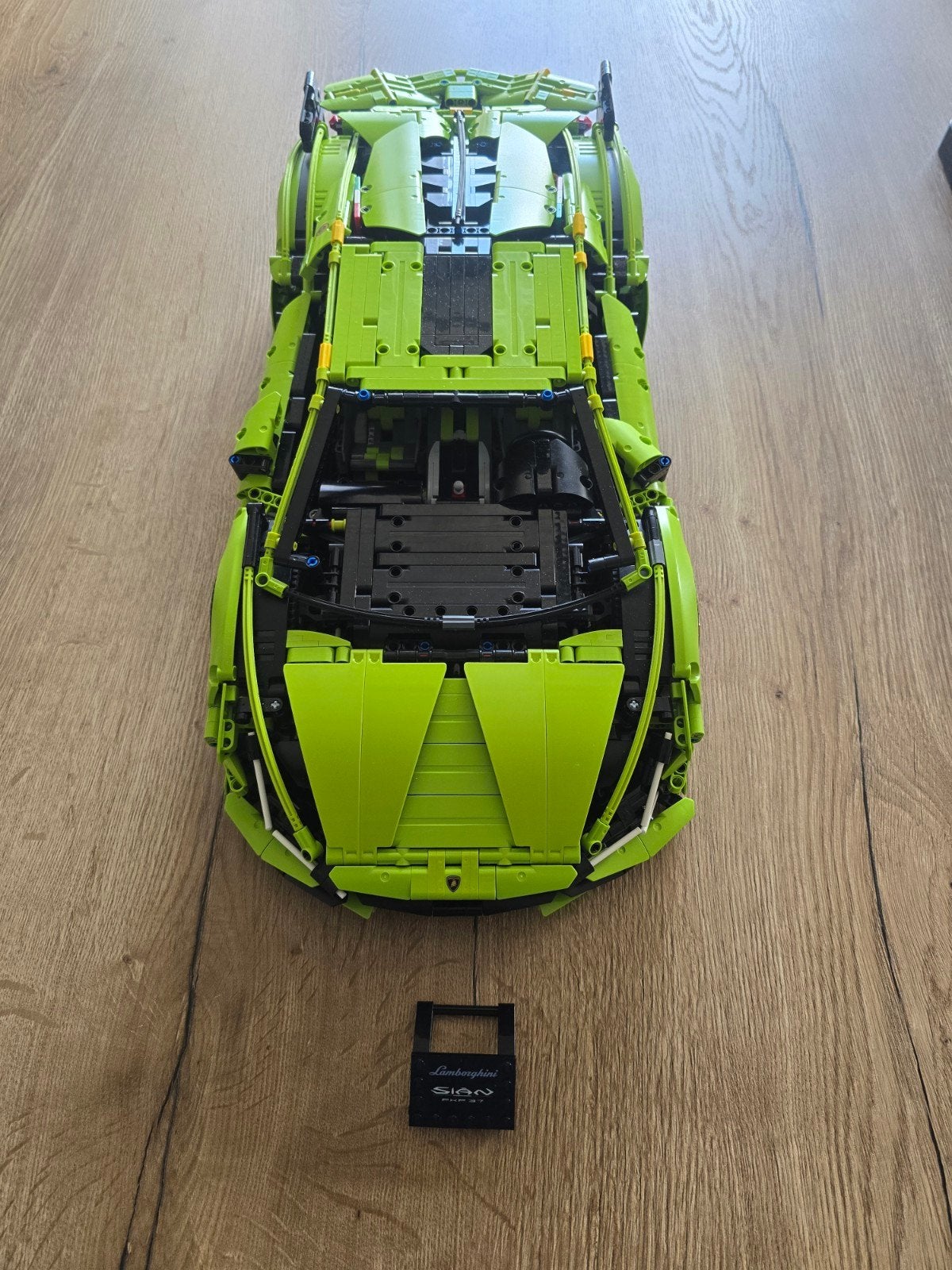 Lego technic 42115 lamborghini sián, Ophalen of Verzenden, Zo goed als nieuw, Overige schalen, Auto onroad