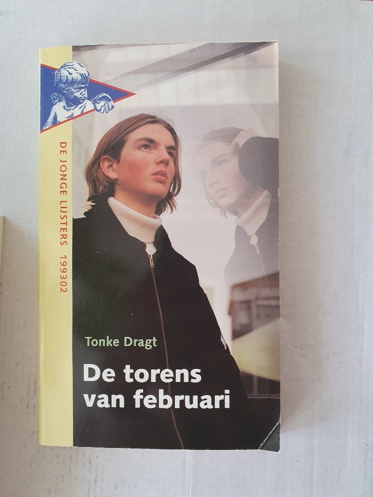 De torens van Februari  van  Tonke Dragt  , Ophalen of Verzenden, Gelezen