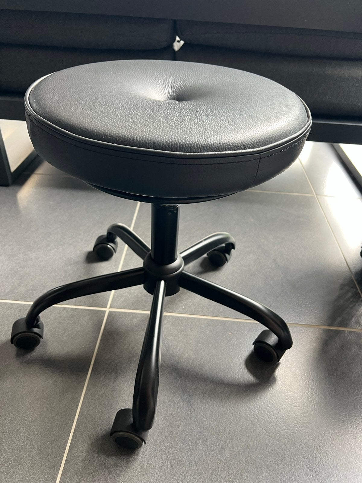 Ikea Blykobb verstelbare kruk, Ophalen, In hoogte verstelbaar, Zo goed als nieuw, Kunststof