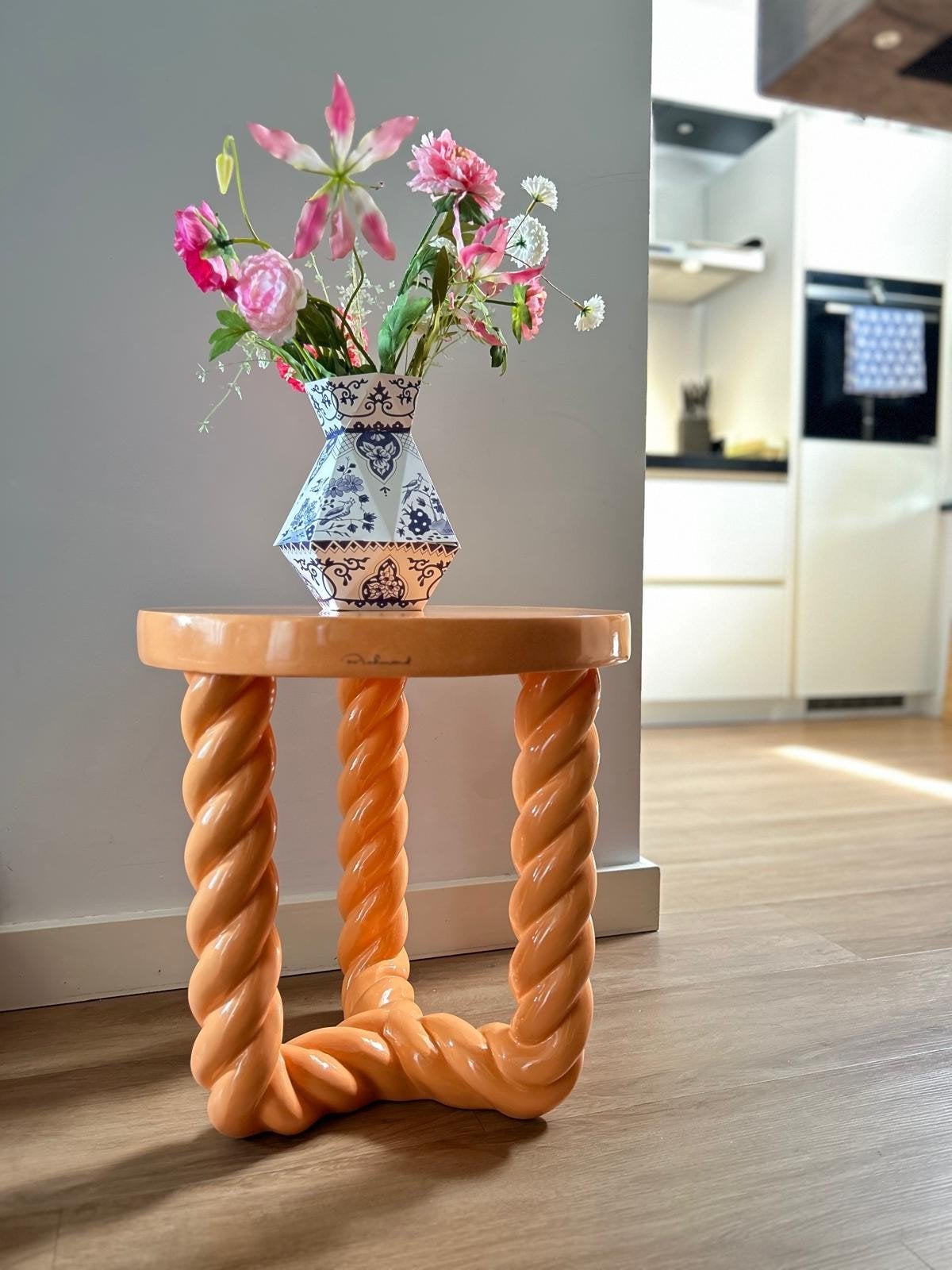 Richmond Bijzettafel Vallejo - Oranje, Huis en Inrichting, Tafels | Bijzettafels, Overige materialen, Minder dan 55 cm, Modern, Speels
