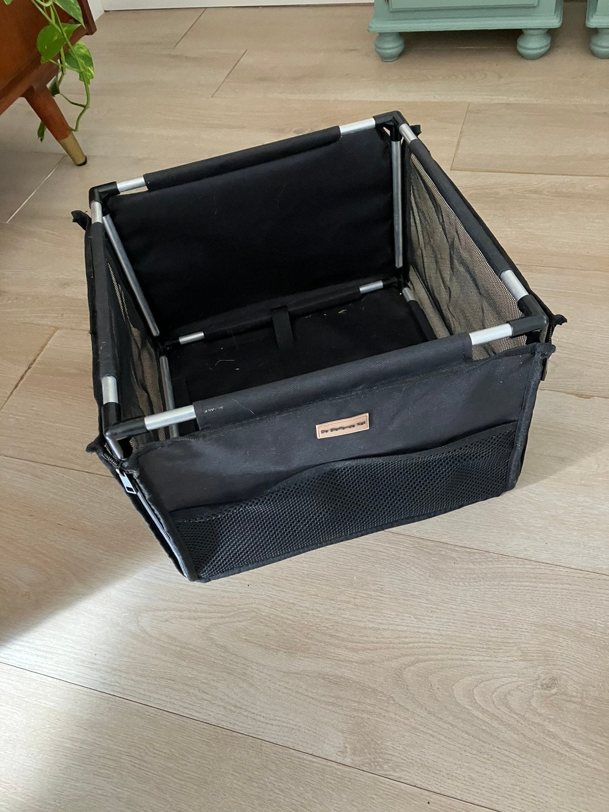 Hondenmandje voor auto, Ophalen, Zo goed als nieuw