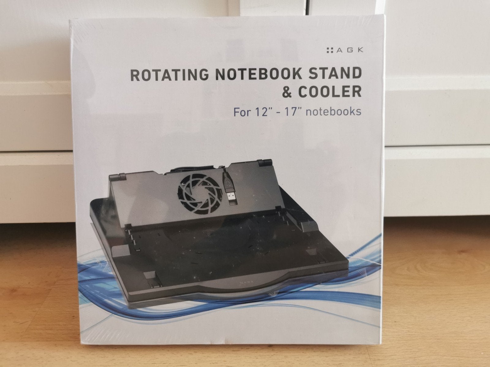 Laptop standaard AGK met koeler 12-17 inch, Ergonomisch, Computers en Software, Laptopstandaarden, Nieuw, Ophalen of Verzenden