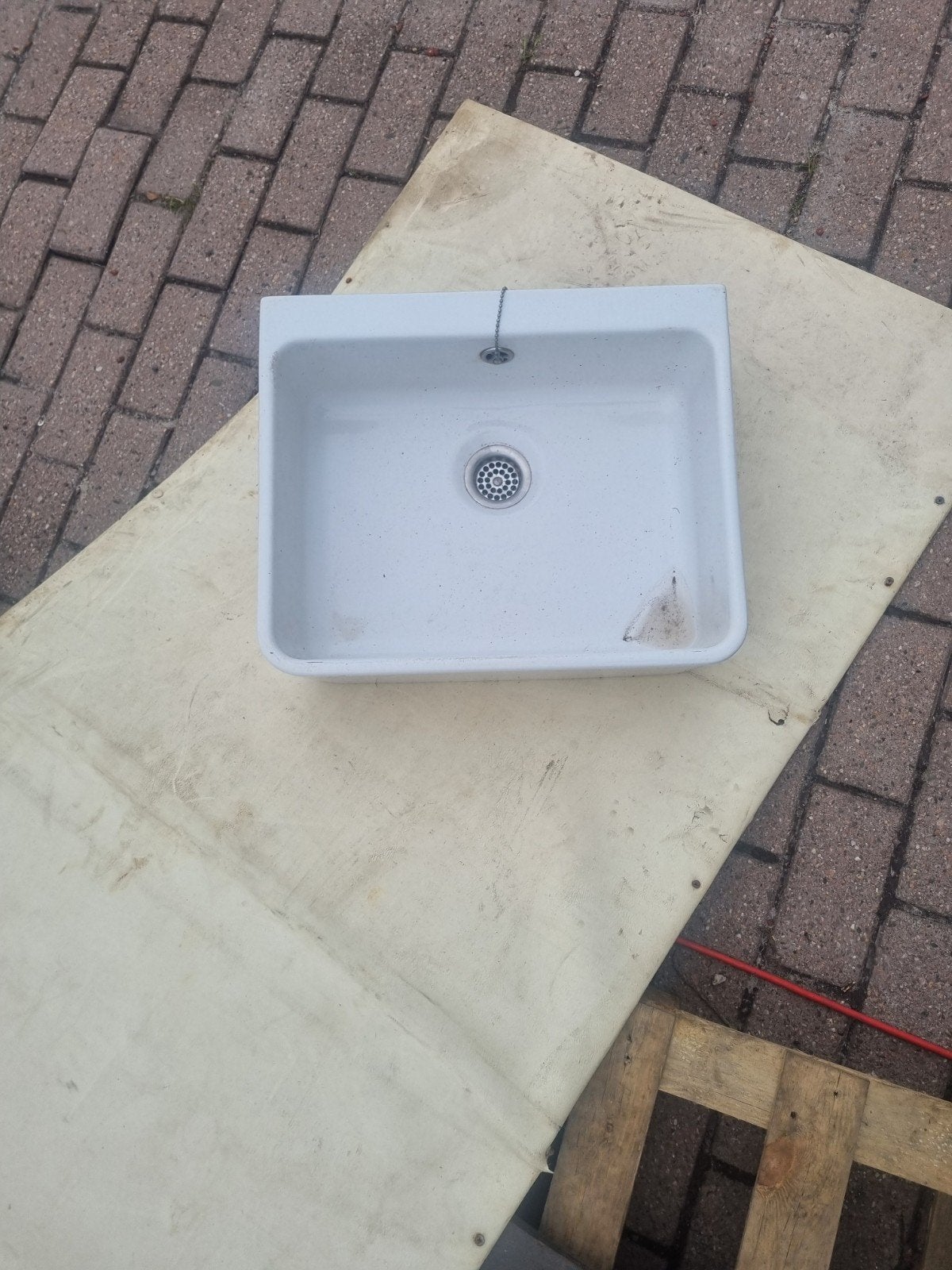 Witte wasbak met afvoerplug, Ophalen, Gebruikt, Wastafel
