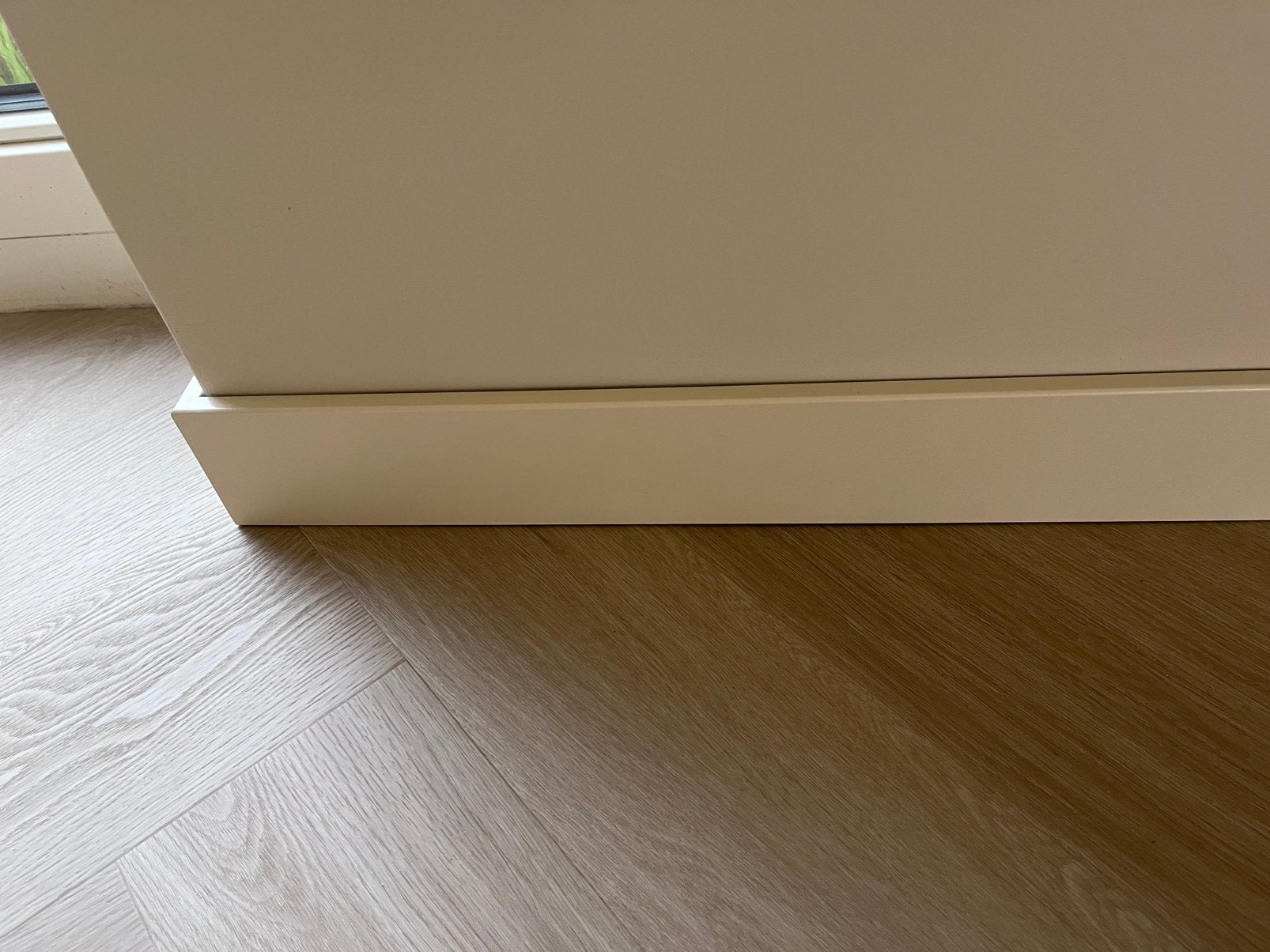 MDF plinten RAL 9001 (90 x 12 mm), Doe-het-zelf en Verbouw, Plinten en Afwerking, Zo goed als nieuw, Plinten, Mdf, 200 tot 250 cm