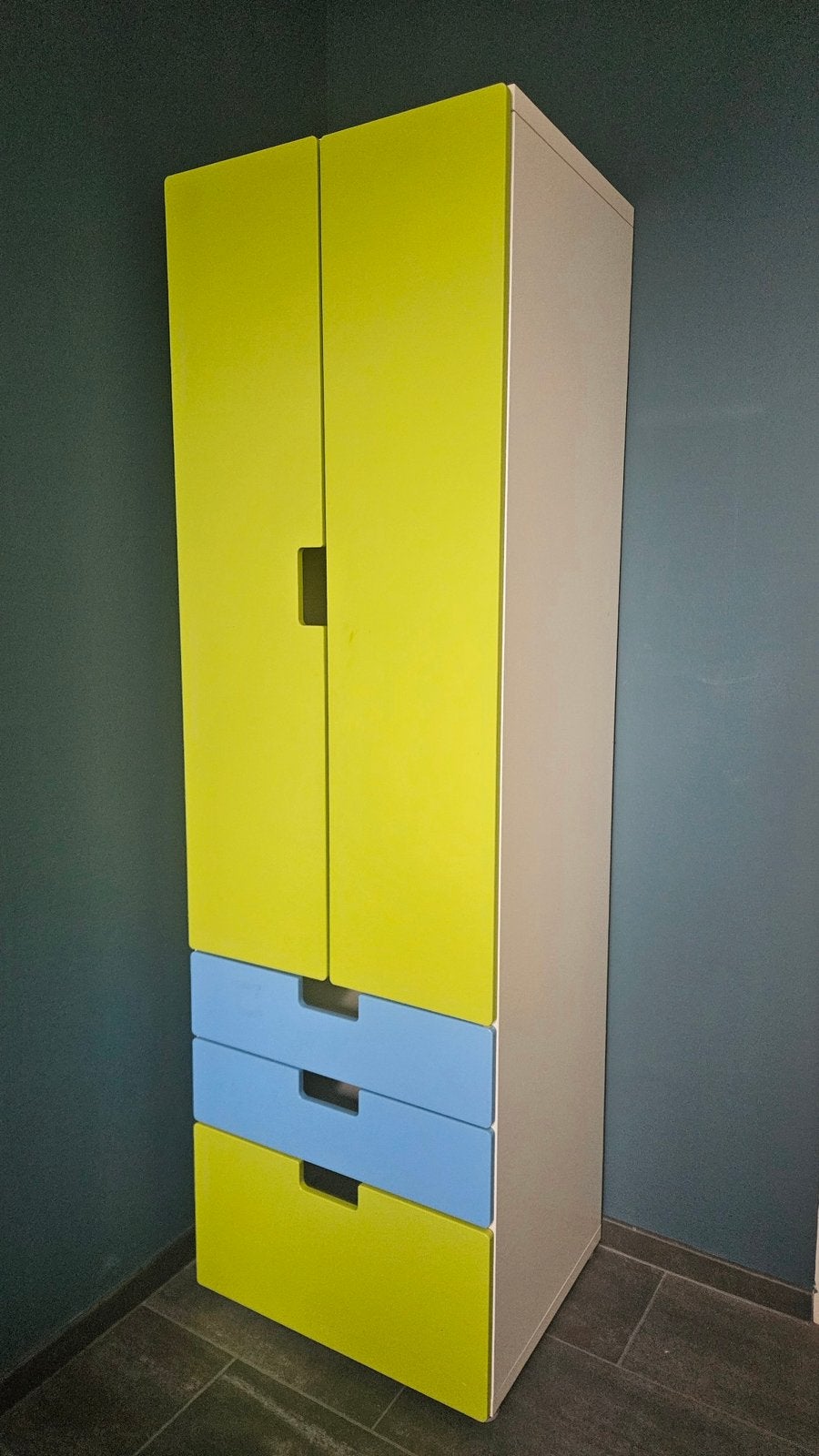 Kinder kleding kast, Huis en Inrichting, Kasten | Kledingkasten, Zo goed als nieuw, 150 tot 200 cm, 50 tot 75 cm, 50 tot 100 cm