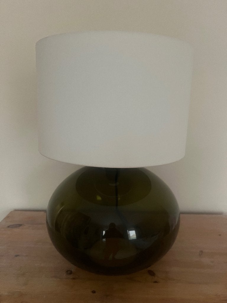 IKEA LJUSÅS / YSBY Design Tafellamp – Groen Glas – 56 cm, Ophalen, Gebruikt, Glas, Met schakelaar