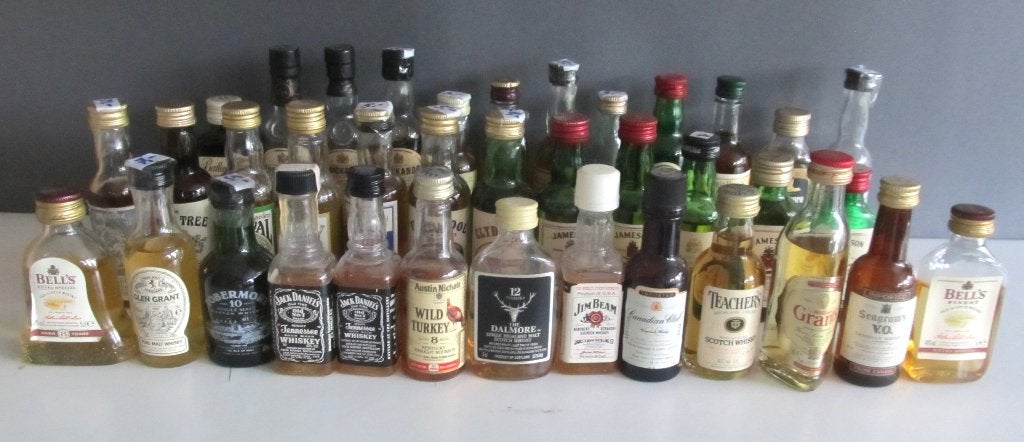 whisky  miniatuurflesjes/single malt/malt/ blend 42 flesjes, Ophalen of Verzenden
