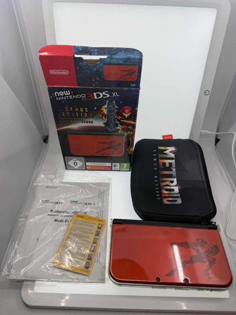 New Nintendo 3DS XL Samus Edition met Metroid hoes, Ophalen of Verzenden, Zo goed als nieuw