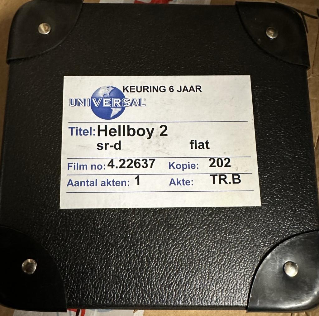 Hellboy-2 bioscoop film 35 mm trailer in orginele box, Audio, Tv en Foto, Filmrollen, Ophalen, 35mm film