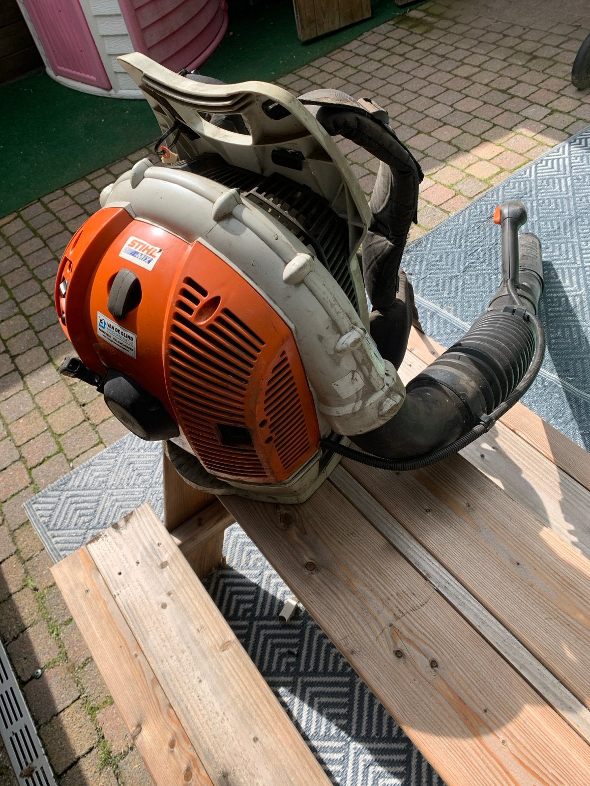 Stihl BR 600 Ruggedragen Benzine Bladblazer, Ophalen of Verzenden, Gebruikt, Benzine, Ruggedragen
