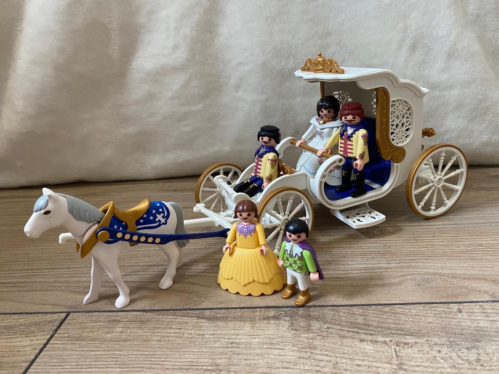Playmobil Koets met paard en poppetjes, Ophalen of Verzenden, Zo goed als nieuw