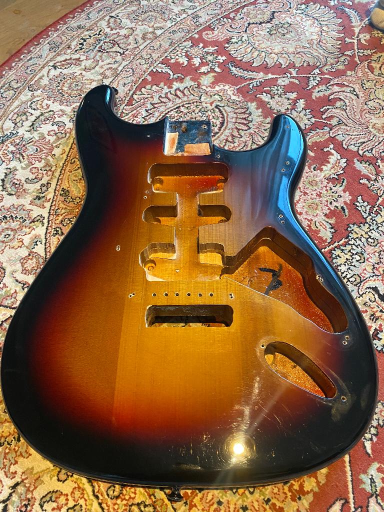 2003 Squier SE Body, Muziek en Instrumenten, Instrumenten | Onderdelen, Ophalen of Verzenden, Gebruikt, Elektrische gitaar
