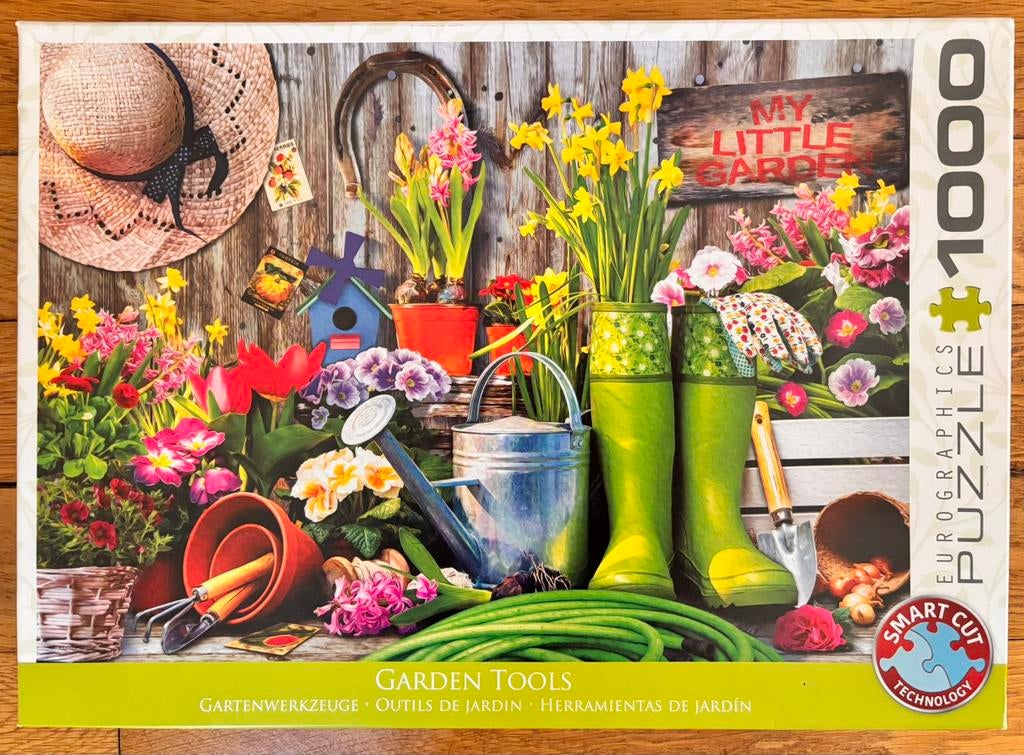 Eurograpics puzzle “Garden Tools”, Ophalen of Verzenden, 500 t/m 1500 stukjes, Zo goed als nieuw