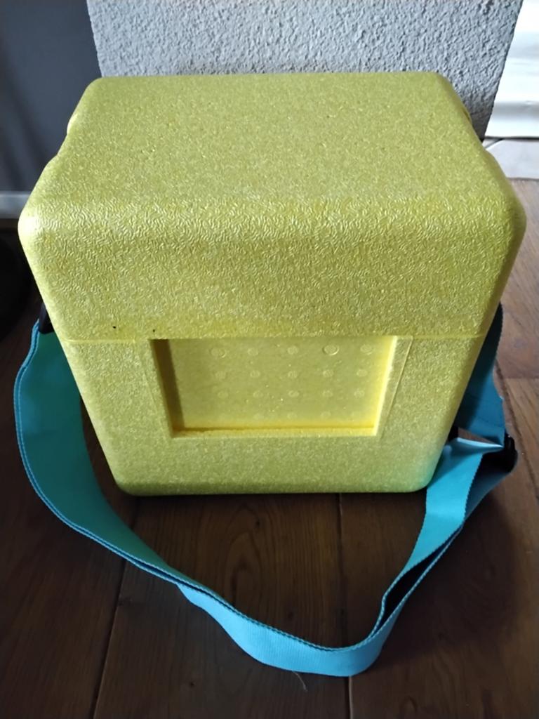 Kleine koelbox voor lunch of blikjes, Caravans en Kamperen, Koelboxen, Ophalen, Nieuw, Koelbox, Koelelement