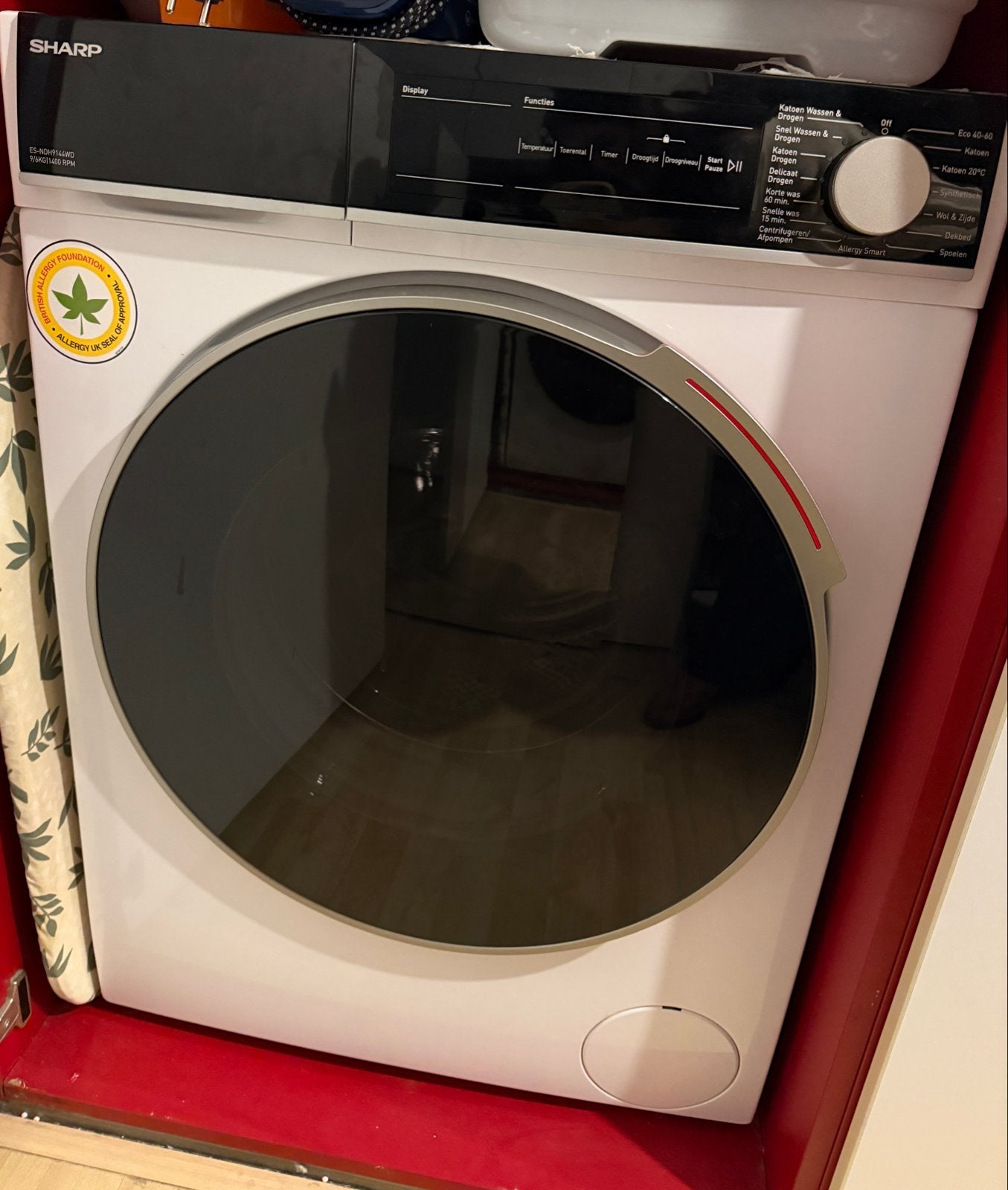 Sharp Wasmachine met droger - 9kg - zo goed als nieuw, 8 tot 10 kg, Ophalen, Zo goed als nieuw, 85 tot 90 cm