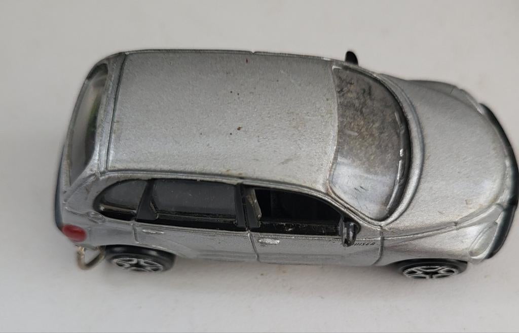 Sleutelhanger Chrysler PT Cruiser - Zilverkleurig, Ophalen of Verzenden, Gebruikt, Transport