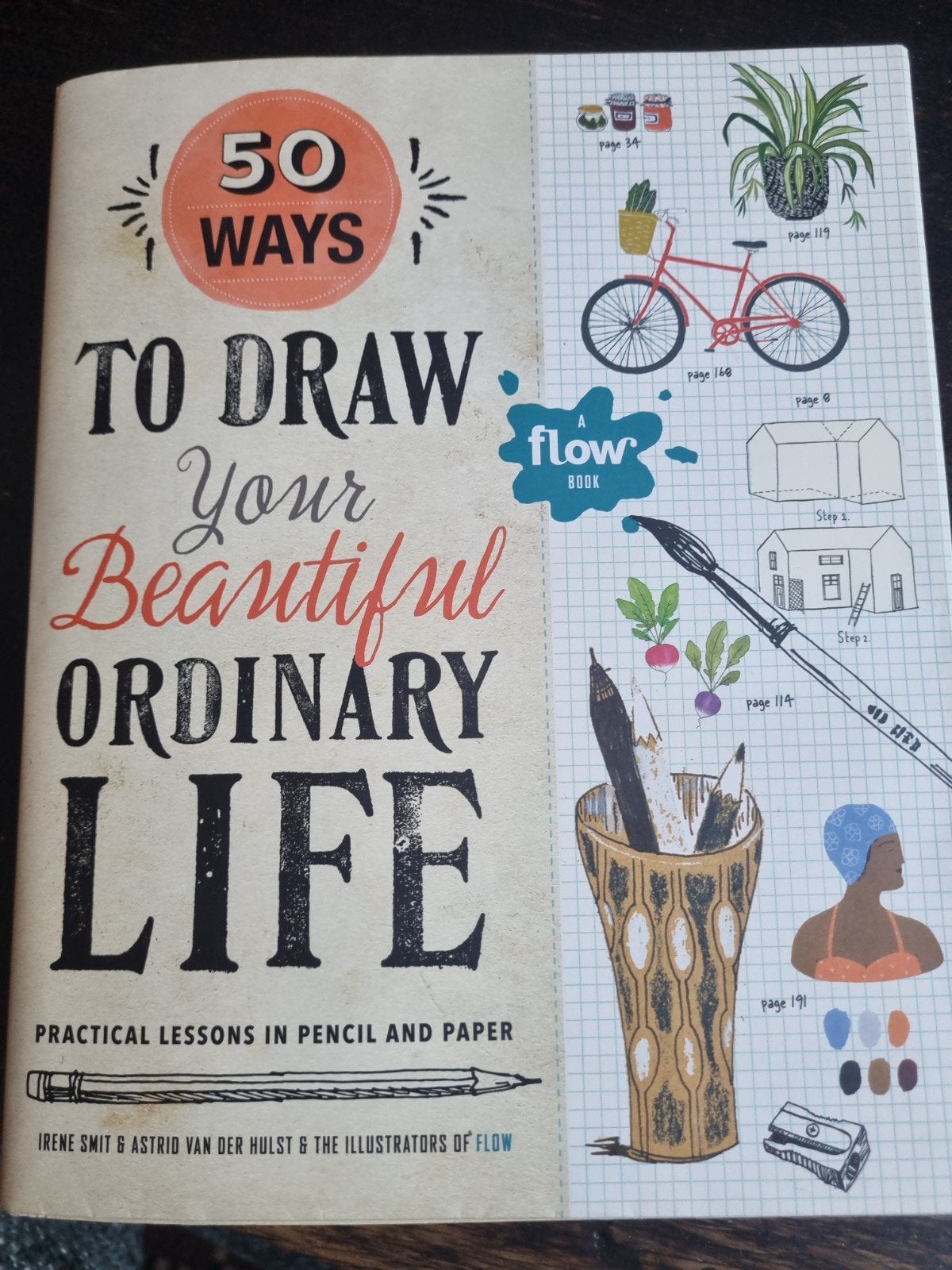 Flow Book 50 Ways to draw your beautifu ordinary lifel, Ophalen of Verzenden, Zo goed als nieuw, Boek of Gids