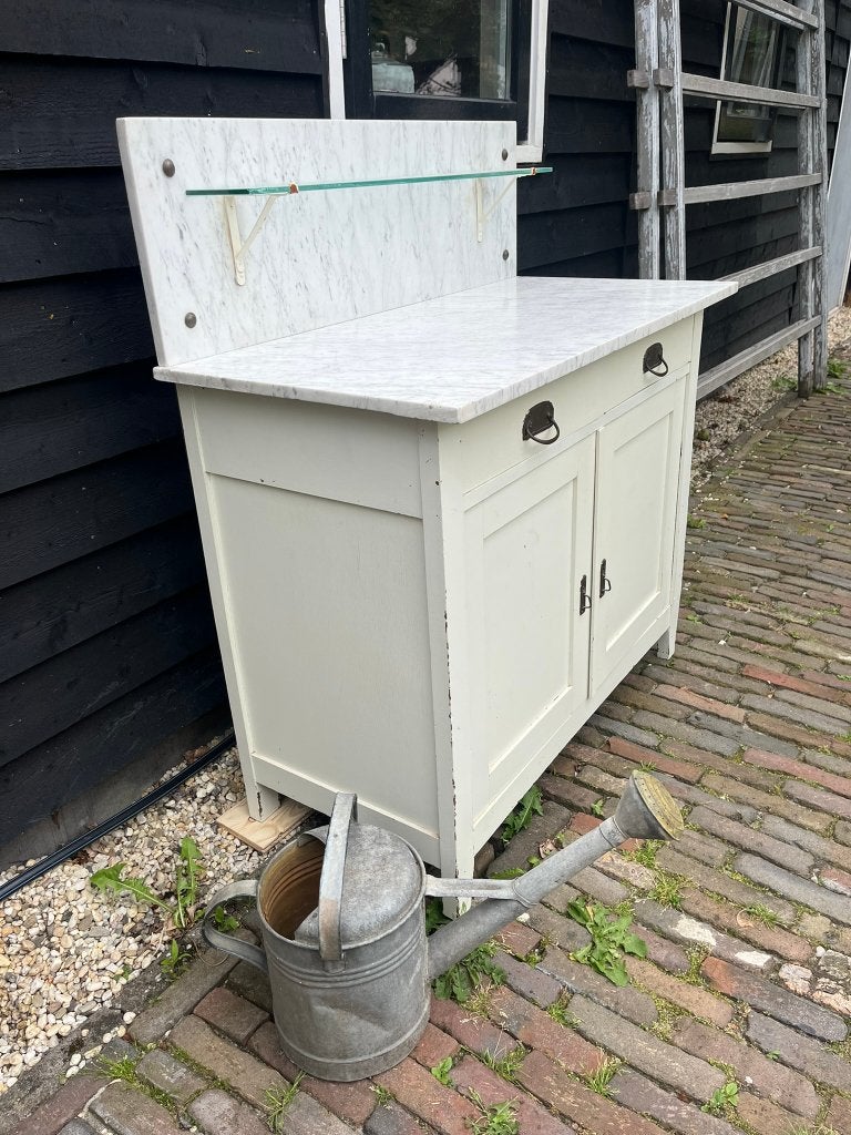 Wastafel met marmer blad, Ophalen