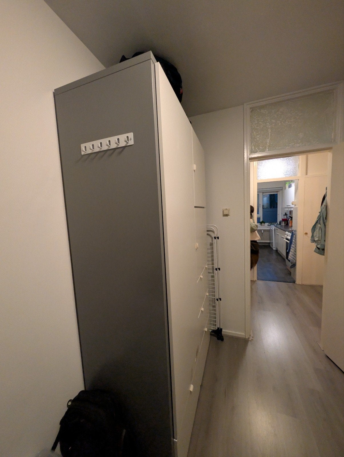 Ikea Visthus kast met beschadiging en haakjes, Ophalen, Gebruikt, 25 tot 50 cm, 50 tot 100 cm