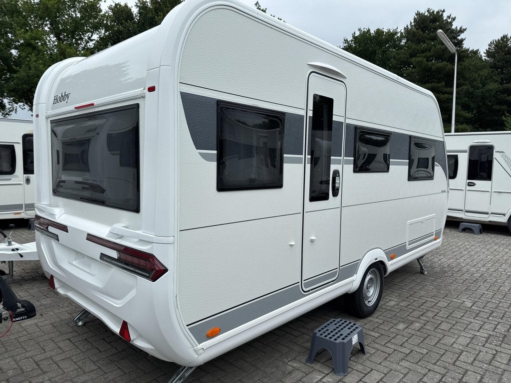 Hobby On Tour 460 DL Model 2026, Schokbreker, Standaardzit, Hobby, Bedrijf