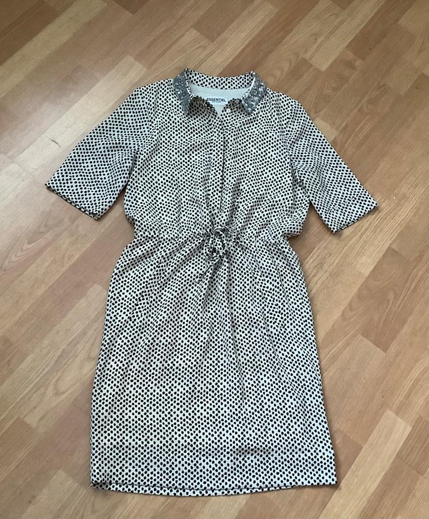 ESSENTIEL ANTWERP heerlijk draagbare jurk zwart creme mt 36, Overige kleuren, Nieuw, Ophalen of Verzenden, Maat 36 (S)