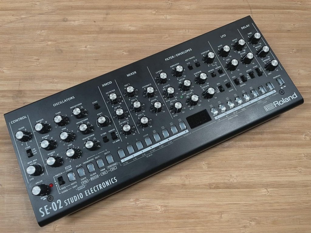 Gezocht: Roland SE-02, Ophalen of Verzenden, Zo goed als nieuw, Overige aantallen, Roland