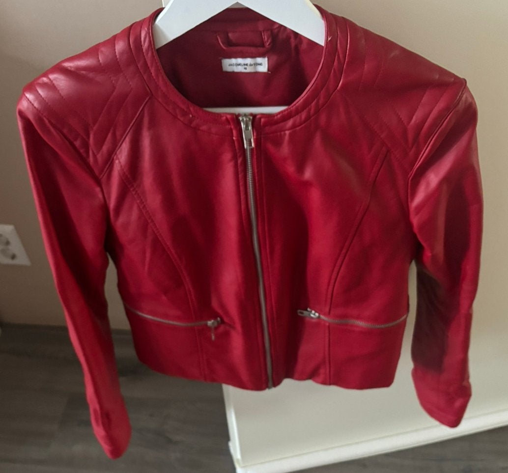Mooi Rood jasje, Maat 38/40 (M), Ophalen of Verzenden, Zo goed als nieuw, Jasje